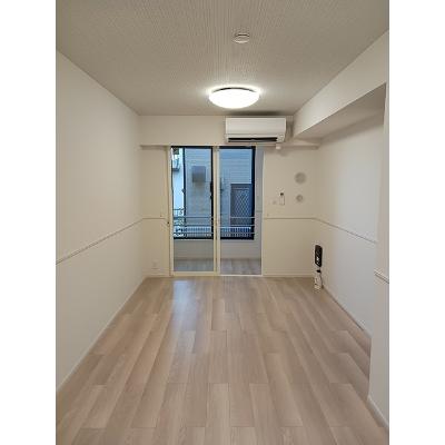 中瀬ロイヤルガーデン 102【管理NO：1-028614201-01020】 ★家具家電は申し込み後に搬入します★の物件写真2