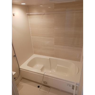 中瀬ロイヤルガーデン 102【管理NO：1-028614201-01020】 ★家具家電は申し込み後に搬入します★の物件写真4