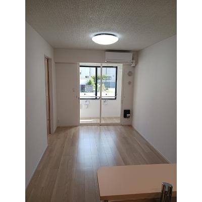 ニュー　パインクレスト 102【管理NO：1-028494601-01020】 ★家具家電は申し込み後に搬入します★ ★2026年09月下旬入居可能★の物件写真2