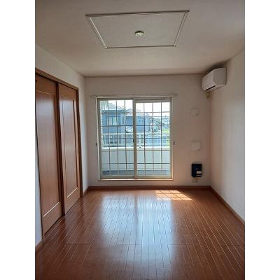 プラシード 201【管理NO：1-014355201-02010】 ★家具家電は申し込み後に搬入します★の物件写真2