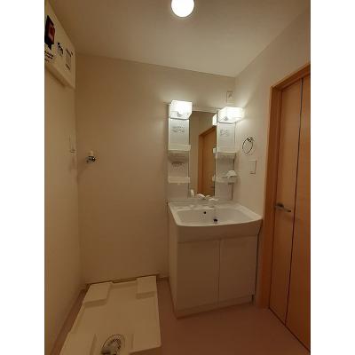 シヴェール 201【管理NO：1-018080101-02010】 ★家具家電は申し込み後に搬入します★の物件写真6