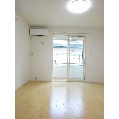 ライブタウンたかだ　Ｂ 101【管理NO：1-022030202-01010】 ★家具家電は申し込み後に搬入しますの物件写真2