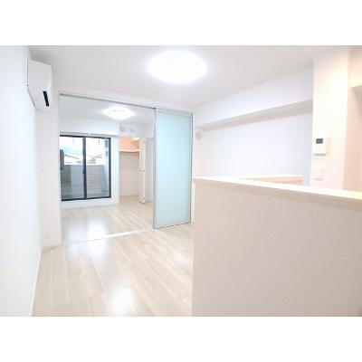 レインボー 202【管理NO：1-028224401-02020】 ★家具家電は申し込み後に搬入しますの物件写真2