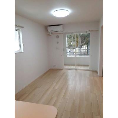 アグレアーブルＡ 203【管理NO：1-025839601-02030】 ★家具家電は申し込み後に搬入しますの物件写真2
