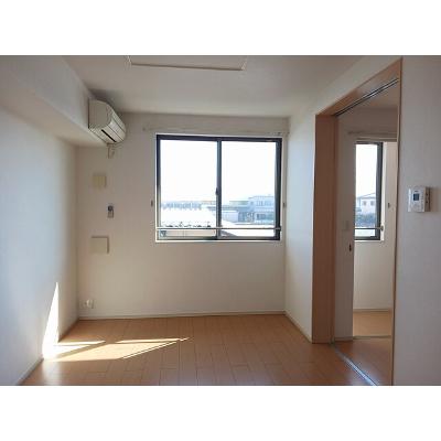ユニゾン　カミューⅠ 202【管理NO：1-017272201-02020】 ★家具家電は申し込み後に搬入します 2026年08月中旬入居可能の物件写真2