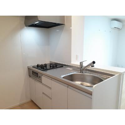 エソール中川 202【管理NO：1-025482901-02020】 ★家具家電は申し込み後に搬入します 2026年08月中旬入居可能の物件写真3
