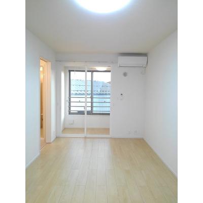 エルピス 204【管理NO：1-024375101-02040】 ★家具家電は申し込み後に搬入します 2026年07月下旬入居可能の物件写真2