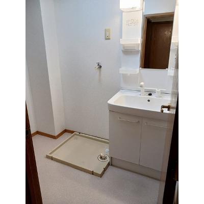 apartment 神奈川県愛甲郡愛川町中津２２１５番地 

↓地図はこちらから