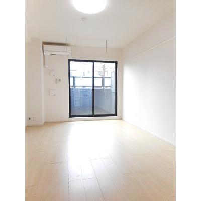 ジュネス　トラント 101【管理NO：1-020278201-01010】 ★家具家電は申し込み後に搬入します★ ★2026年10月下旬入居可能★の物件写真2