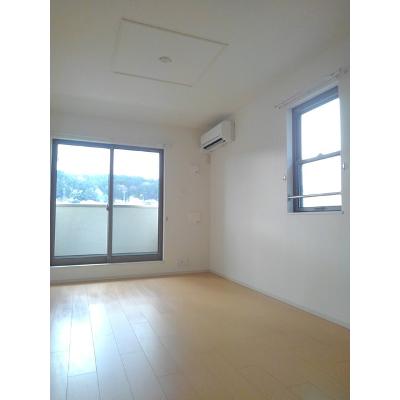 パークサイドエビス 201【管理NO：1-020285001-02010】 ★家具家電は申し込み後に搬入します★ ★2026年10月中旬入居可能★の物件写真2