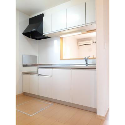 ソニヤ 105【管理NO：1-016455501-01040】 ★家具家電は申し込み後に搬入します 2026年07月下旬入居可能の物件写真3