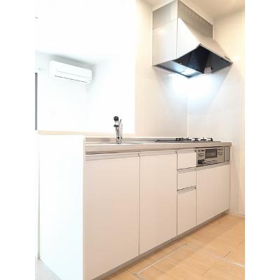 ラマニアⅠ 102【管理NO：1-024152201-01020】 ★家具家電は申し込み後に搬入します★の物件写真3