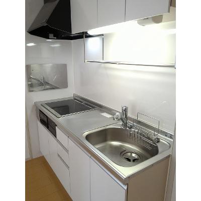 リーヴァ 101【管理NO：1-017722901-01010】 ★家具家電は申し込み後に搬入します★の物件写真3