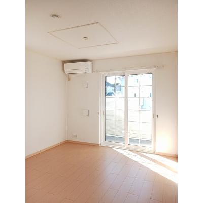 サンローズ 103【管理NO：1-016155101-01030】 ★家具家電は申し込み後に搬入します★の物件写真2