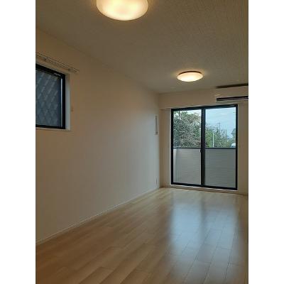 Ｒｏｗａｎ 102【管理NO：1-027726001-01020】 ★家具家電は申し込み後に搬入します 2026年07月中旬入居可能の物件写真2