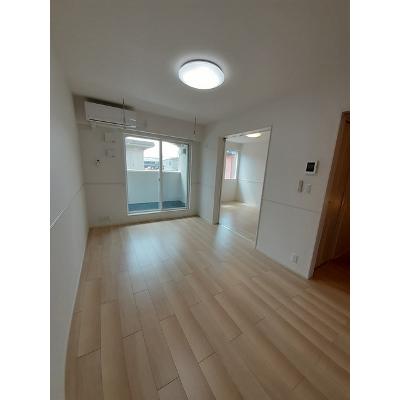 フルゥ 202【管理NO：1-025952001-02020】 ★家具家電は申し込み後に搬入します 2026年07月中旬入居可能の物件写真2