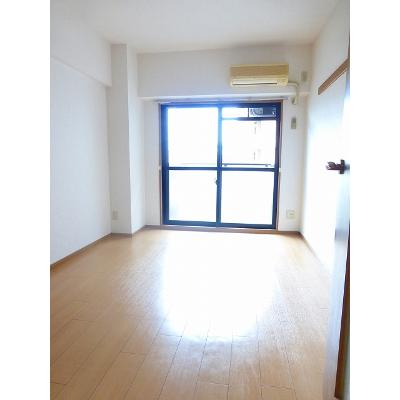 プラティークあらこ 303【管理NO：1-009436201-03030】 ★家具家電は申し込み後に搬入します 2026年08月上旬入居可能の物件写真2