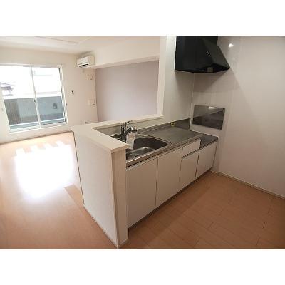 サン・プラシードⅡ 202【管理NO：1-019159201-02020】 ★家具家電は申し込み後に搬入しますの物件写真3