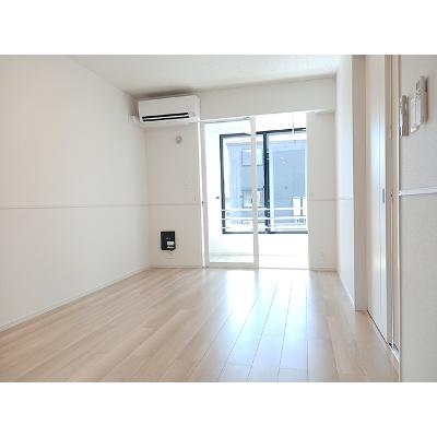 フォレスト　Ａ 101【管理NO：1-028564801-01010】 ★家具家電は申し込み後に搬入します★ ★2026年09月下旬入居可能★の物件写真2