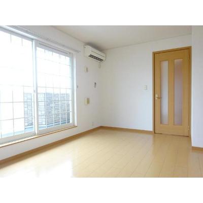 カーサ　フィオーレ 202【管理NO：1-014942301-02020】 ★家具家電は申し込み後に搬入します 2026年08月中旬入居可能の物件写真2
