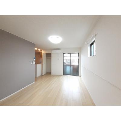フォーチュンパーク 102【管理NO：1-026962201-01020】 ★家具家電は申し込み後に搬入します 2026年07月下旬入居可能の物件写真2
