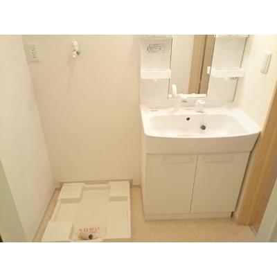 フロント　フィールド 101【管理NO：1-018296601-01010】 ★家具家電は申し込み後に搬入します 2026年07月下旬入居可能の物件写真6