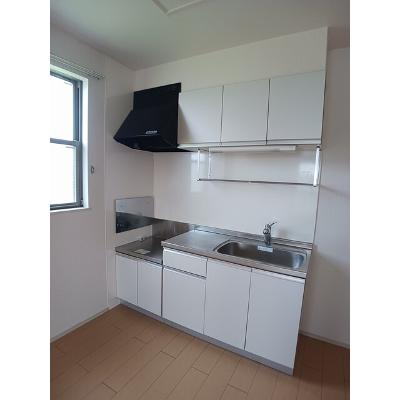グラディートⅢ 203【管理NO：1-017466601-02030】 ★家具家電は申し込み後に搬入します 2026年07月下旬入居可能の物件写真3