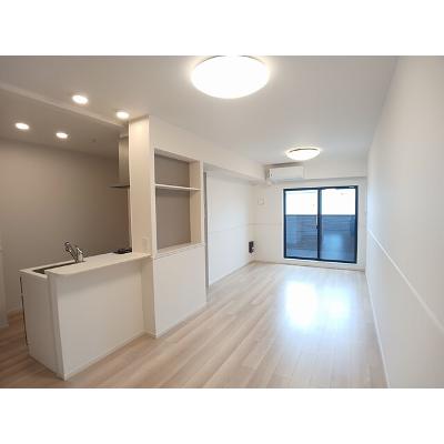 グランディール富雄南 201【管理NO：1-026395701-02010】 ★家具家電は申し込み後に搬入しますの物件写真2