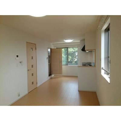 アンジュⅡ 301【管理NO：1-020694401-03010】 ★家具家電は申し込み後に搬入します★ ★2026年08月中旬入居可能★の物件写真2