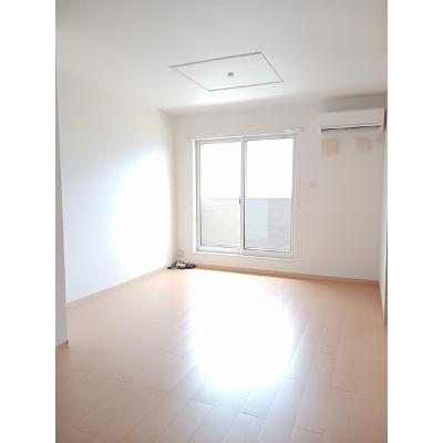 ザ　サニーヴィラ　箸蔵 202【管理NO：1-016863001-02020】 ★家具家電は申し込み後に搬入します 2026年08月中旬入居可能の物件写真2