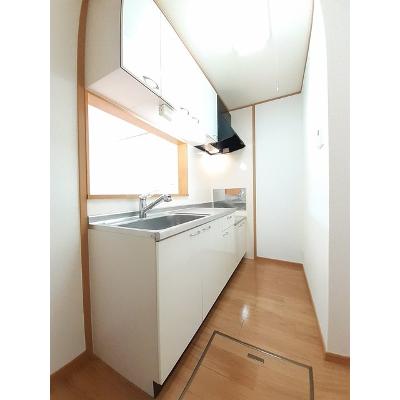 コスミオン　Ｄ 101【管理NO：1-013710002-01010】 ★家具家電は申し込み後に搬入します 2026年08月下旬入居可能の物件写真3