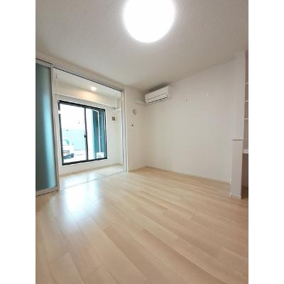 エトワール　プレジー 102【管理NO：1-026899801-01020】 ★家具家電は申し込み後に搬入します 2026年08月上旬入居可能の物件写真2