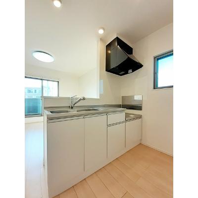 マンテーレ 203【管理NO：1-022356901-02030】 ★家具家電は申し込み後に搬入します★の物件写真3