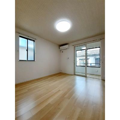 イークラフトⅡ 103【管理NO：1-026879101-01030】 ★家具家電は申し込み後に搬入します★の物件写真2