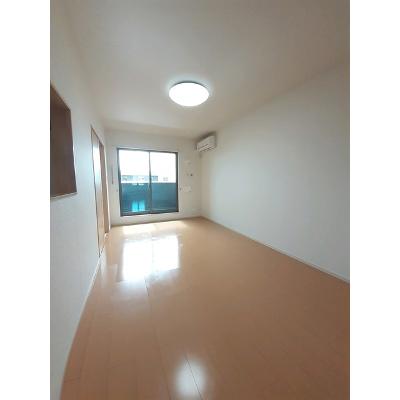 リバーサイド２ 303【管理NO：1-019441701-03030】 ★家具家電は申し込み後に搬入します★の物件写真2