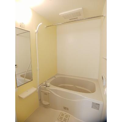 スザンヌ　ラングランＥ 204【管理NO：1-018404504-02040】 ★家具家電は申し込み後に搬入します★の物件写真4