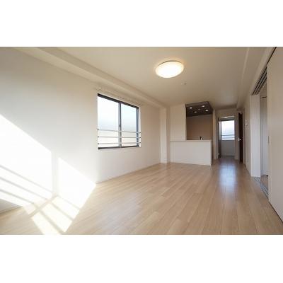 ボスカート　Ｃ．Ⅱ 303【管理NO：1-025889302-03030】 ★家具家電は申し込み後に搬入します★ ★2026年08月中旬入居可能★の物件写真2
