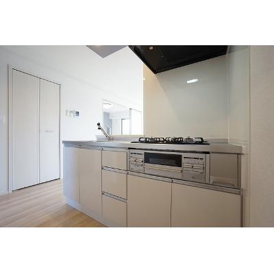 ボスカート　Ｃ．Ⅱ 303【管理NO：1-025889302-03030】 ★家具家電は申し込み後に搬入します★ ★2026年08月中旬入居可能★の物件写真3