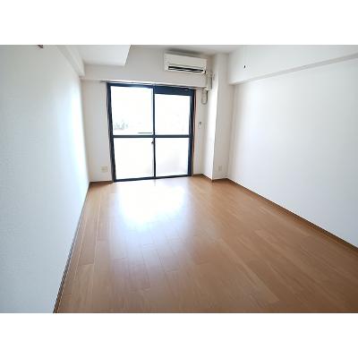 パークサイド 204【管理NO：1-010311101-02040】 ★家具家電は申し込み後に搬入します★の物件写真2