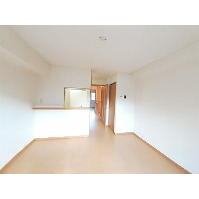 アバンダント 205【管理NO：1-014620401-02050】 ★家具家電は申し込み後に搬入します★の物件写真2