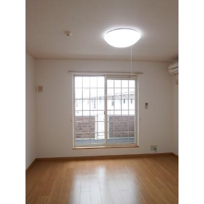 サンフラワーⅡ 205【管理NO：1-014080101-02050】 ★家具家電は申し込み後に搬入します 2026年08月下旬入居可能の物件写真2