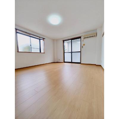 ジュネス高砂 101【管理NO：1-011133901-01010】 ★家具家電は申し込み後に搬入します★ ★2026年09月中旬入居可能★の物件写真2