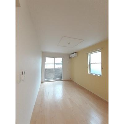 フェアリーⅥ 101【管理NO：1-021736902-01010】 ★家具家電は申し込み後に搬入します 2026年07月下旬入居可能の物件写真2