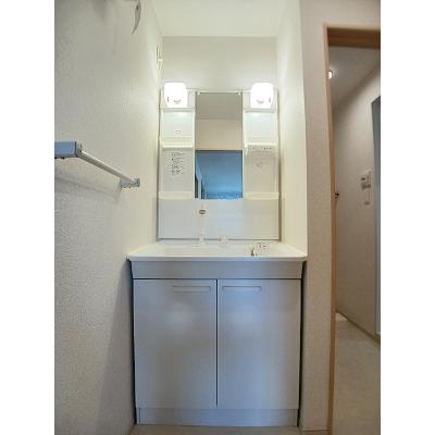 サンシャインナオコ 201【管理NO：1-021083901-02010】 ★家具家電は申し込み後に搬入しますの物件写真6