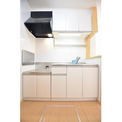カーサ　エテルノ 101【管理NO：1-017008001-01010】 ★家具家電は申し込み後に搬入しますの物件写真3