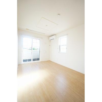 クラールⅢ 101【管理NO：1-016237203-01010】 ★家具家電は申し込み後に搬入しますの物件写真2
