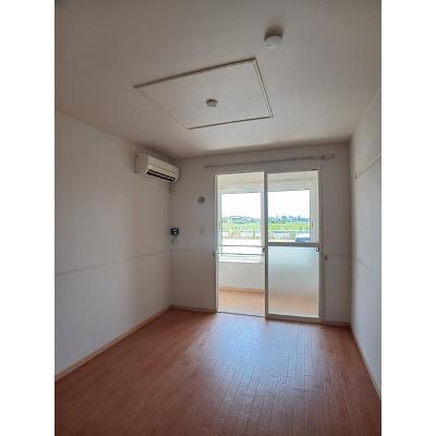 ラミーズ　アヴェニュー 103【管理NO：1-015615201-01030】 ★家具家電は申し込み後に搬入しますの物件写真2