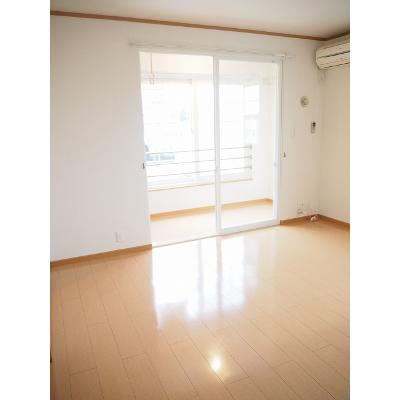 デイジーＡ 101【管理NO：1-014575501-01010】 ★家具家電は申し込み後に搬入します 2026年08月下旬入居可能の物件写真2