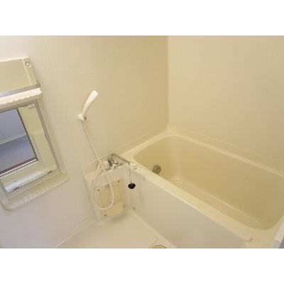 リバーシャトー 302【管理NO：1-010047701-03020】 ★家具家電は申し込み後に搬入します★の物件写真4