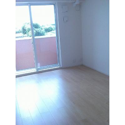 エトワール 104【管理NO：1-025097401-01040】 ★家具家電は申し込み後に搬入します 2026年08月中旬入居可能の物件写真2